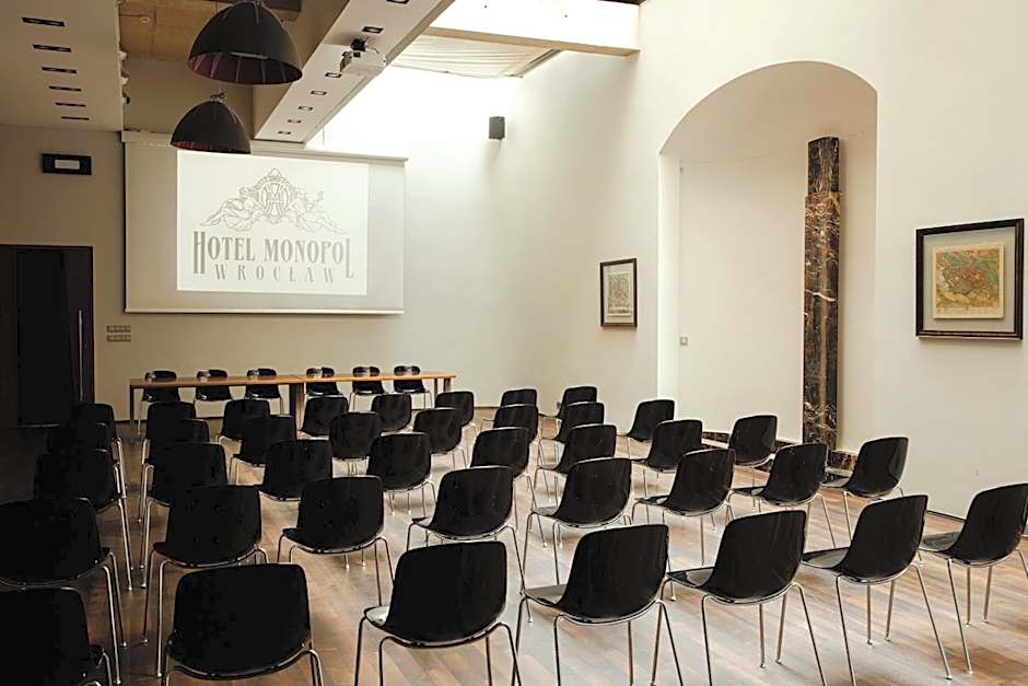 Hotel Monopol