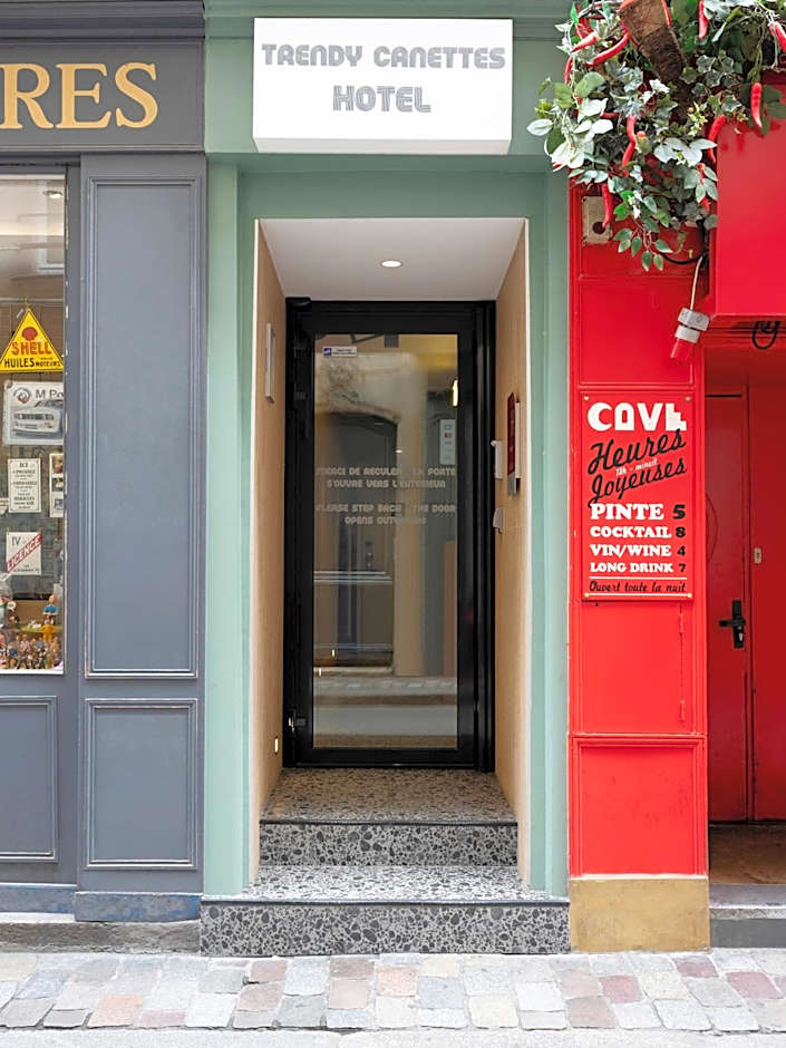 Trendy Canettes Hotel