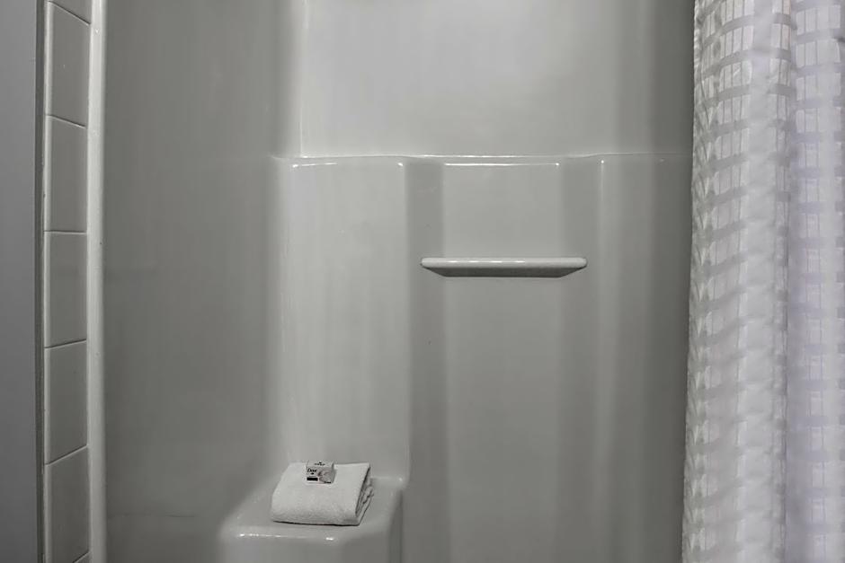 Days Inn by Wyndham Whitecourt