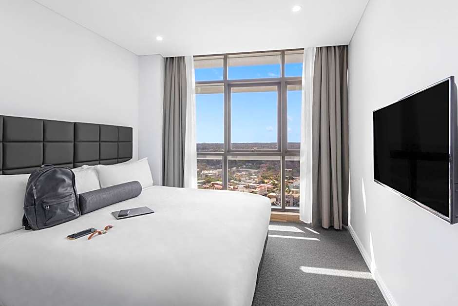 Meriton Suites Church Street, Parramatta