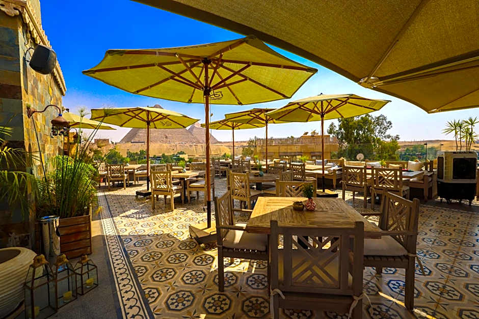Onyx Pyramids Boutique Hotel