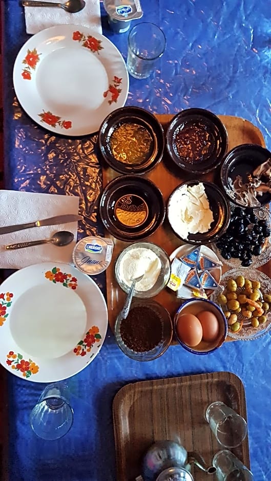 Tamatert Guest House