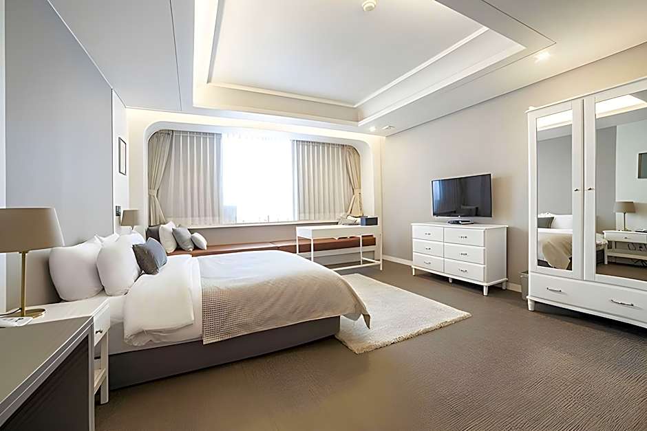 Polaris Hotel