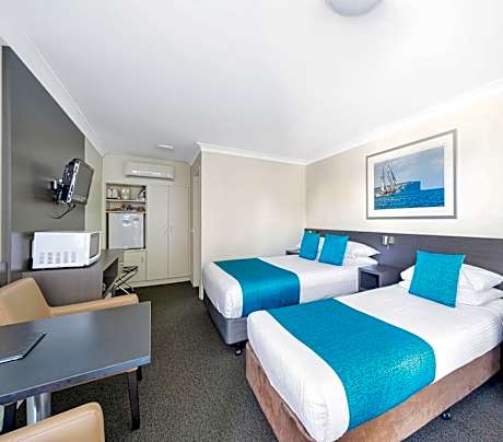 Family Room with Sea View