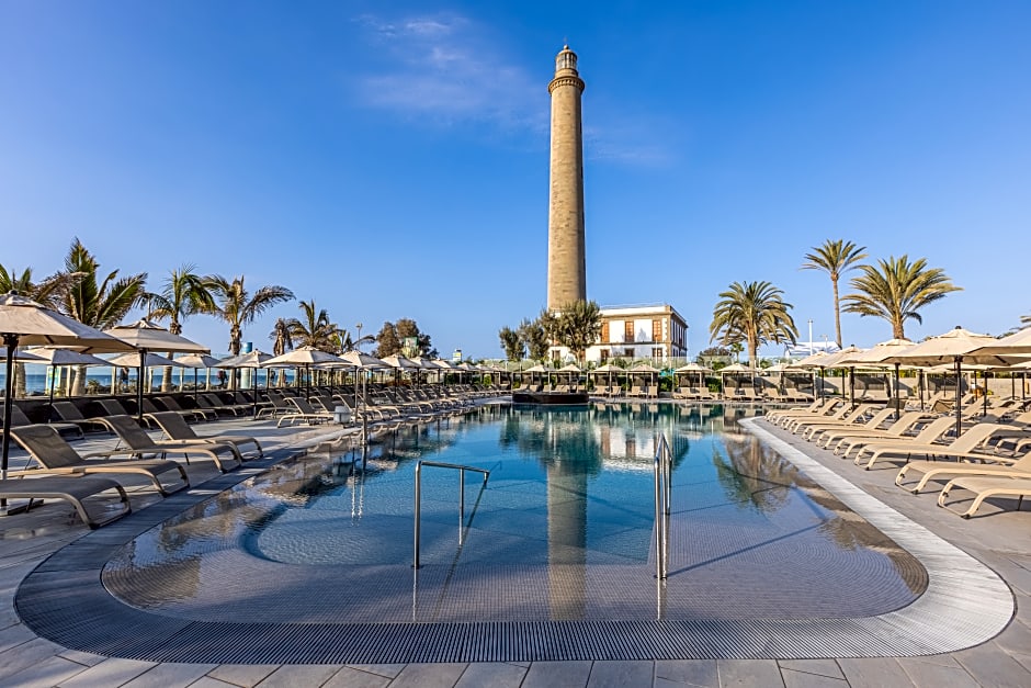 Hotel Faro, a Lopesan Collection Hotel