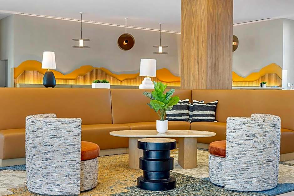 Cambria Hotel Burbank Airport