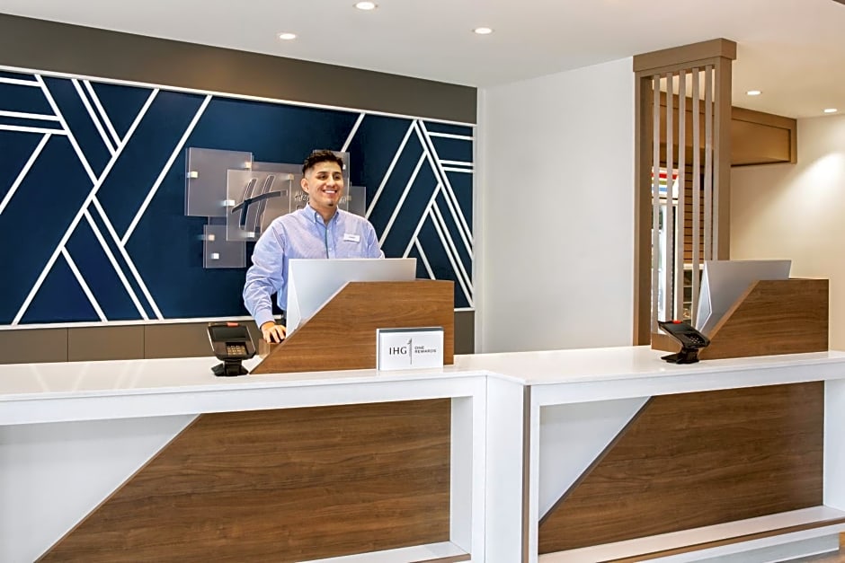 Holiday Inn Express & Suites - Ukiah By IHG