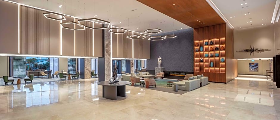 DoubleTree by Hilton Canakkale