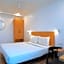 uptown hotel