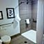 Country Inn & Suites by Radisson, Seattle-Tacoma International Airport, WA