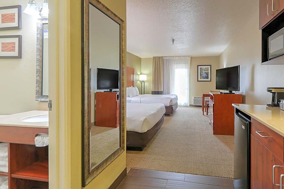 Comfort Inn & Suites At Dollywood Lane