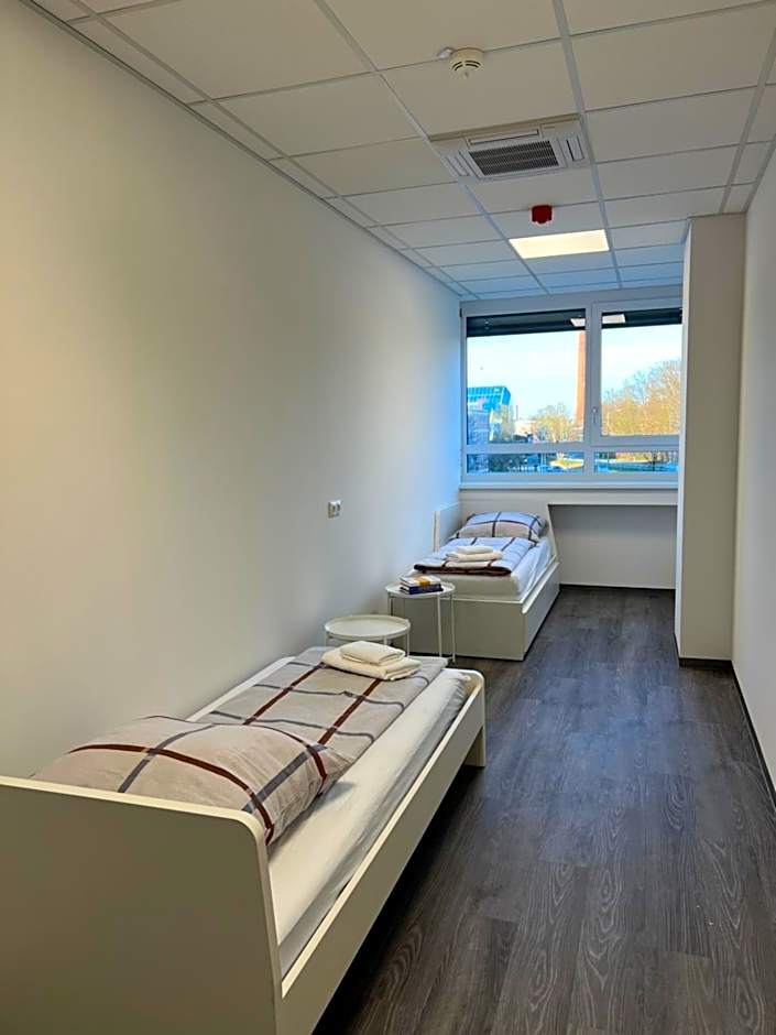 DRIVER ROOMS