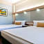 Microtel by Wyndham Tarlac