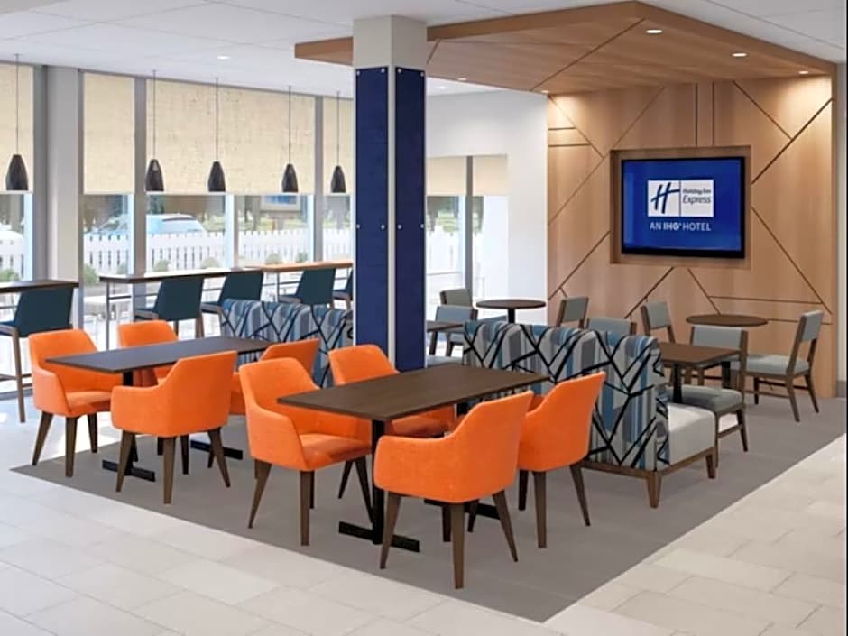 Holiday Inn Express Mentor Banquet Center By IHG