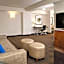 DoubleTree by Hilton Hotel & Suites Pittsburgh Downtown