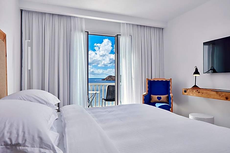 Royal Myconian - Leading Hotels of the World