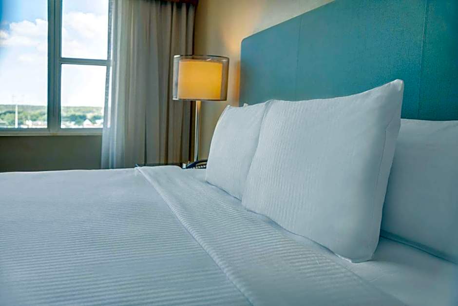 Heldrich Hotel And Spa