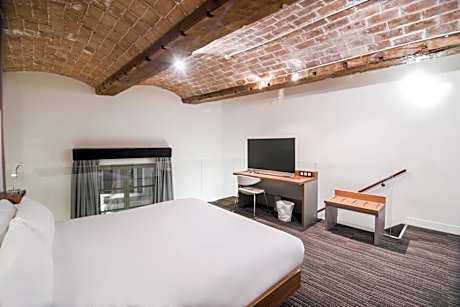 Duplex Apartment (6 Adults)