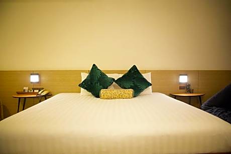 Economy Room