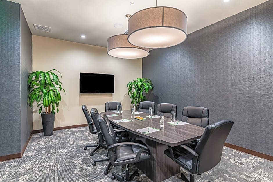 Holiday Inn Hotel & Suites Milpitas By IHG