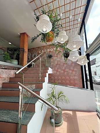 Hostal Residencia Cardona