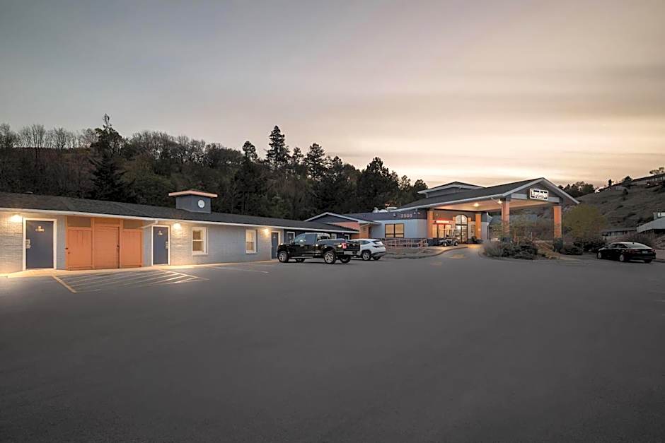 Travelodge by Wyndham Rapid City