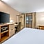 Comfort Inn Ancienne-Lorette - Quebec Airport