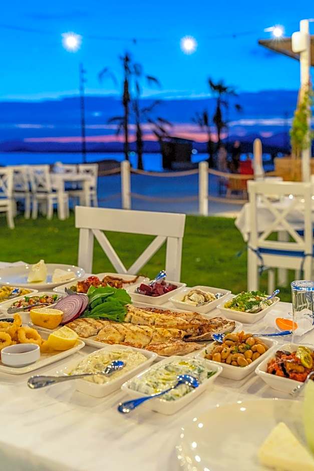 Uras Beach Hotel