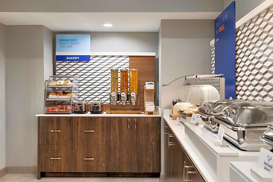 Holiday Inn Express & Suites Opelousas By IHG