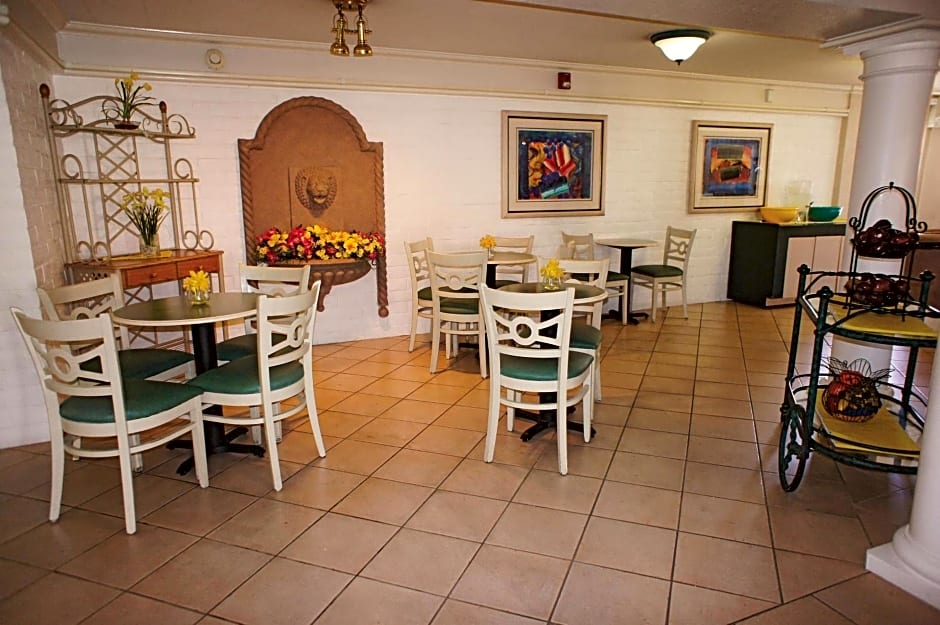 La Quinta Inn by Wyndham Bakersfield South
