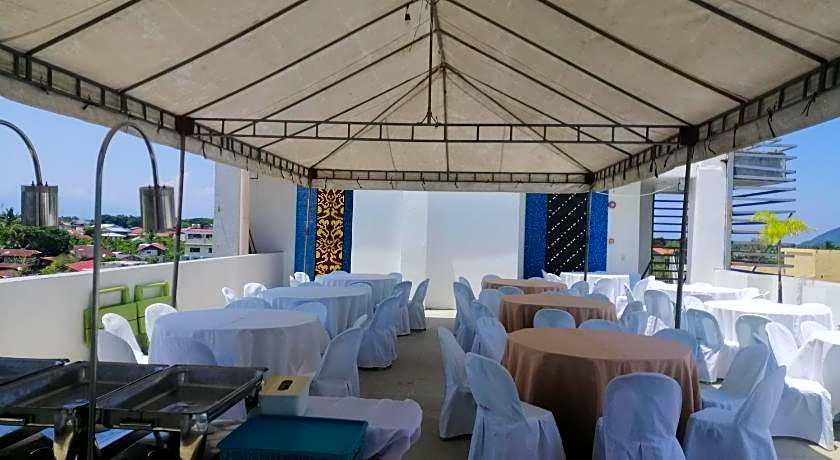 Hotel Rupert A Baler