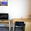Zaliasis slenis - Self check-in hotel - Free parking