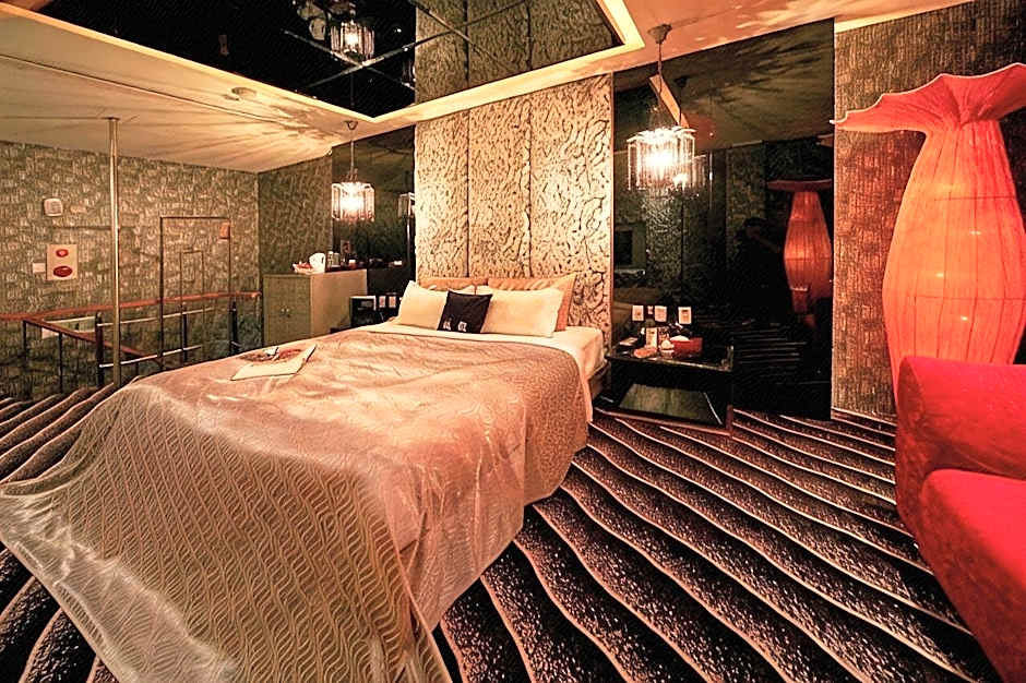 Fongchih Motel