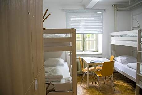 Quadruple Room with Shared Bathroom