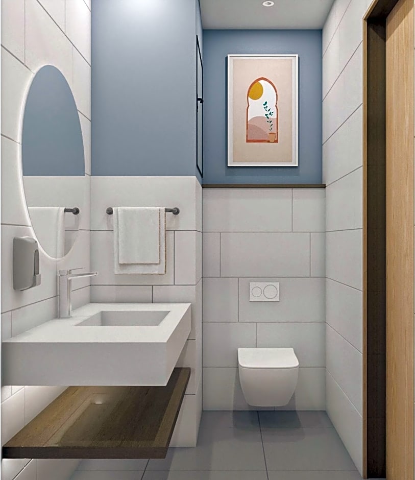 Hampton by Hilton Sharma