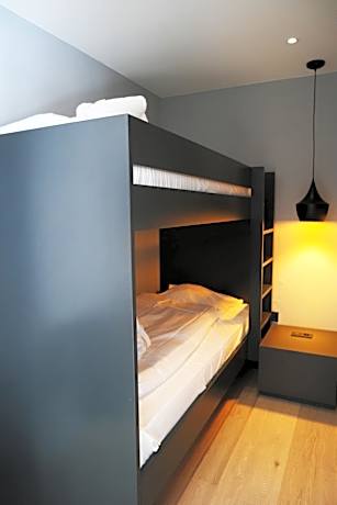 Comfort Family Room - No Sea View