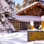 Storm Mountain Lodge & Cabins