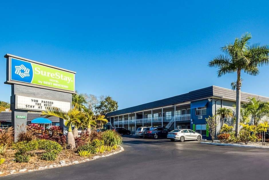 SureStay Hotel by Best Western Sarasota Lido Beach