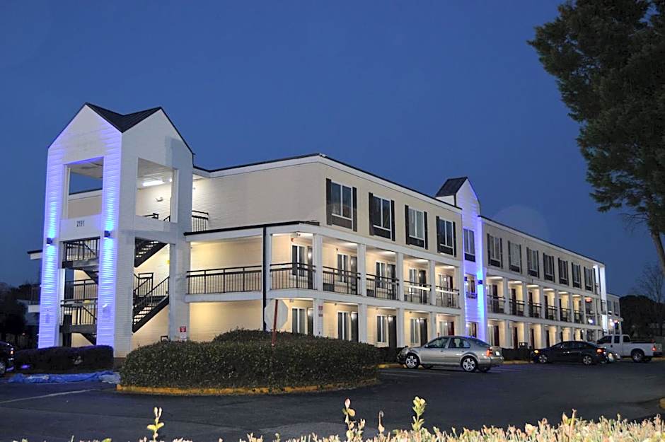 Days Inn by Wyndham Marietta-Atlanta-Delk Road