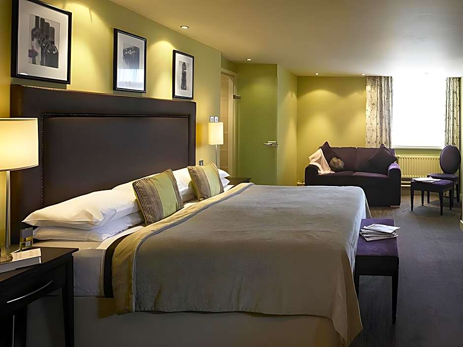 Manchester Airport Stanley Hotel by Belvilla