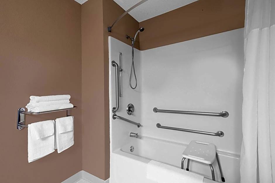 Days Inn by Wyndham Watertown