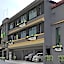 Le Embassy Hotel Georgetown