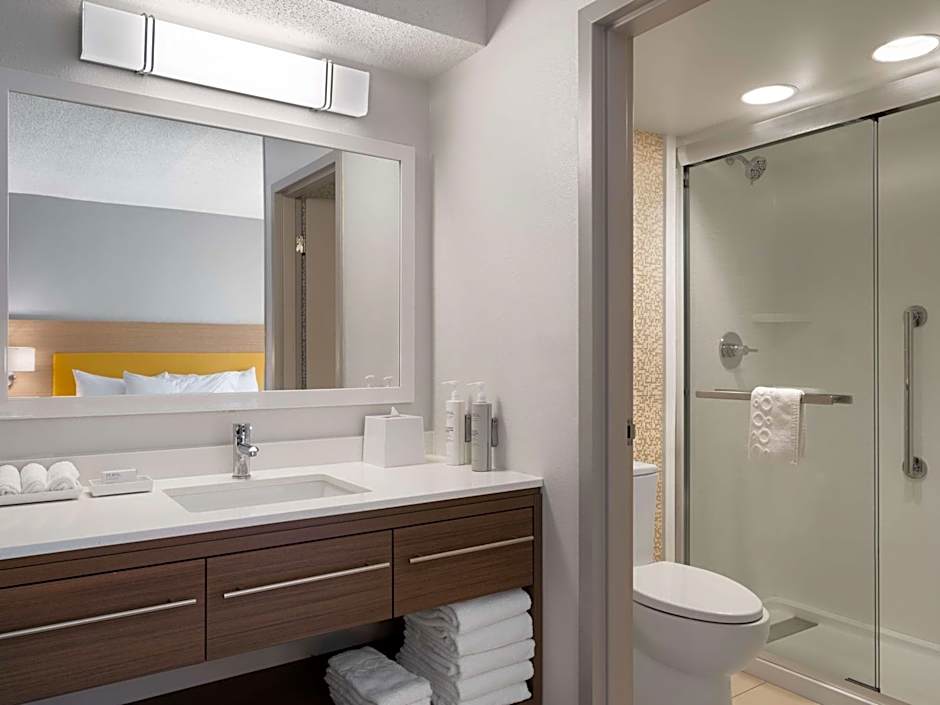 Home2 Suites by Hilton Indianapolis - Keystone Crossing