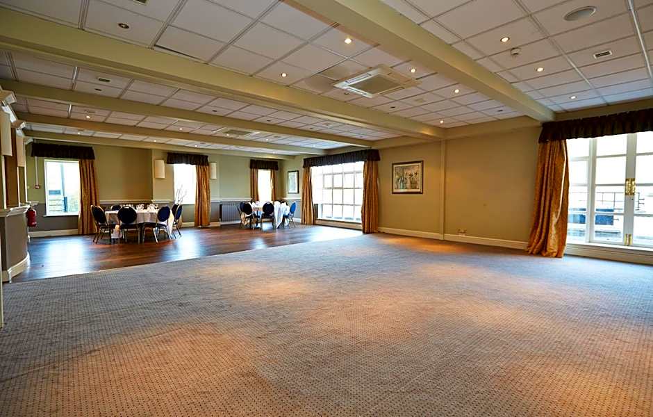 Royal George Hotel by Greene King Inns