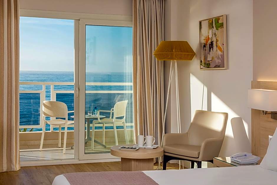 Hotel Las Arenas, Affiliated by Melia
