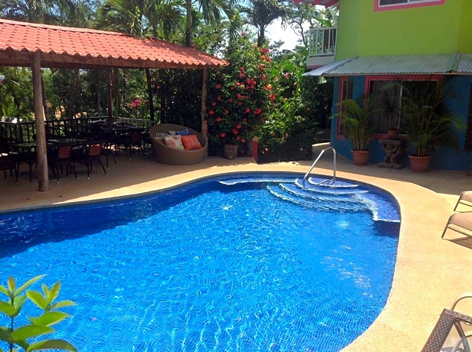 Hotel Tamarindo Village