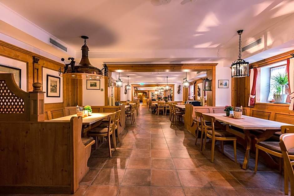 Hotel & Gaststätte zum Erdinger Weißbräu