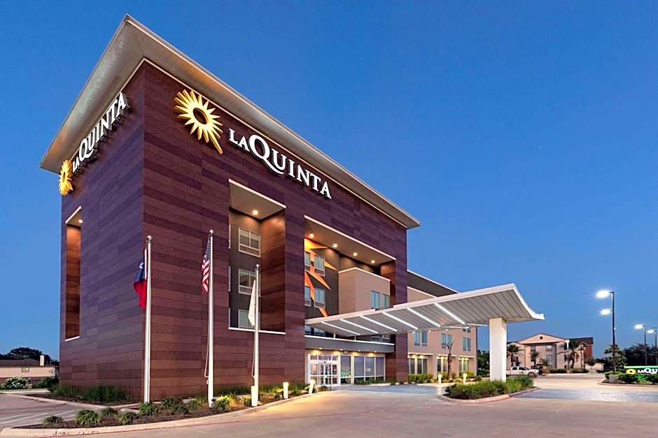 La Quinta Inn & Suites by Wyndham Texas City I 45