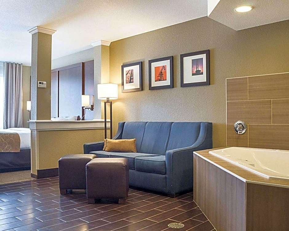 Comfort Suites Minot South