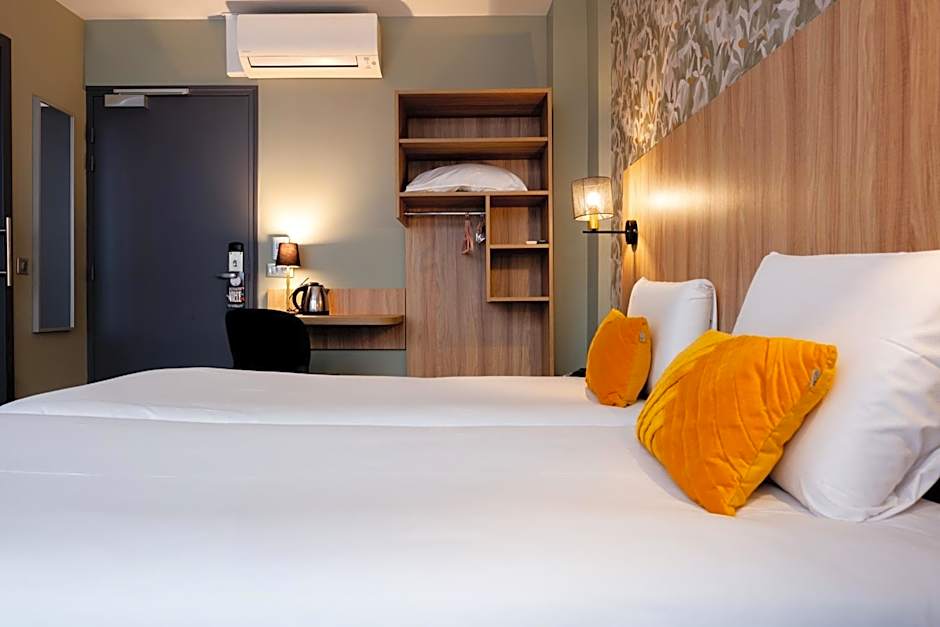 Kyriad Paris 10 - Canal Saint Martin - République